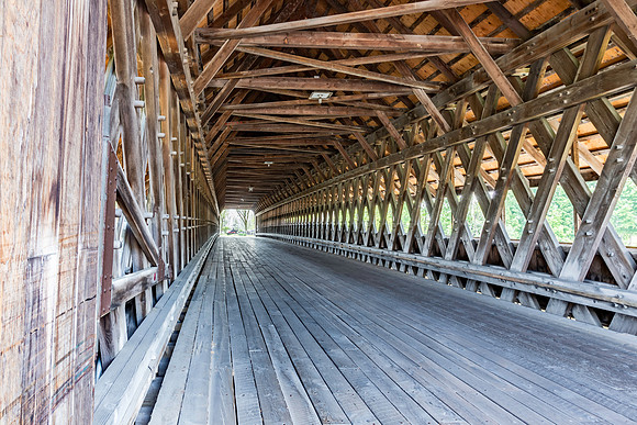 Zehinders Covered Bridge 3