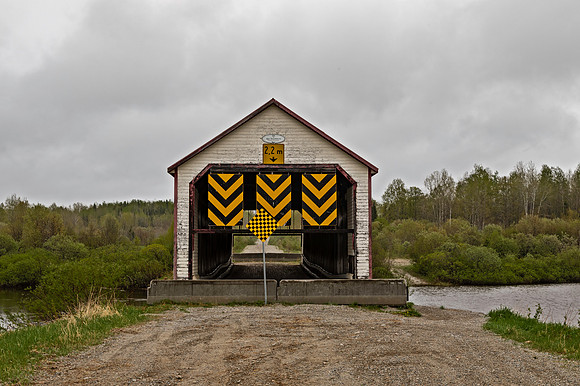 des Souvenirs Covered Bridge 2