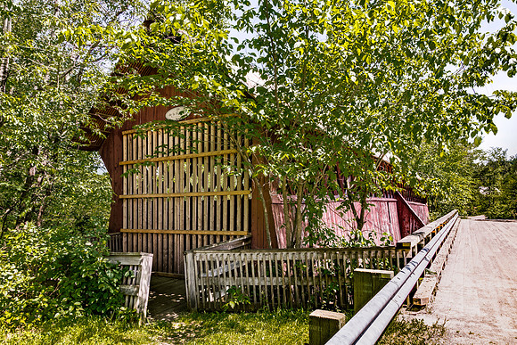 Province Hill de la Frontiere Covered Bridge 1