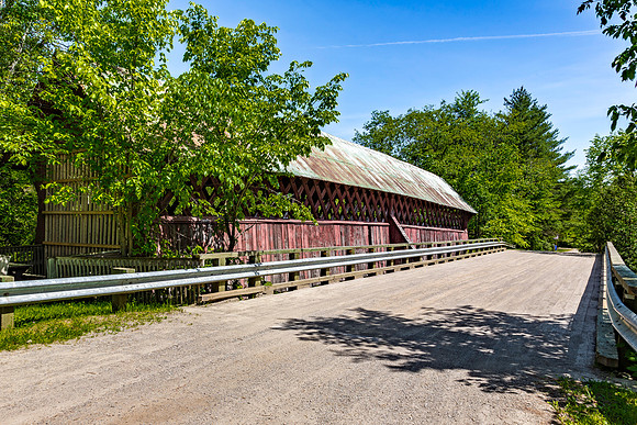 Province Hill de la Frontiere Covered Bridge 4