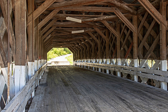 du Lac Ha! Ha! Covered Bridge 4