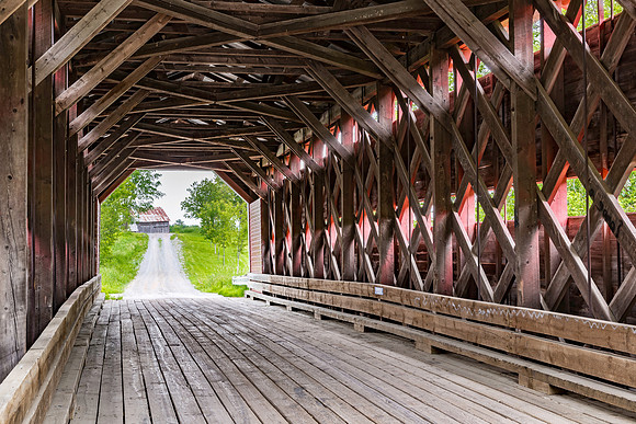 des Raymond Covered Bridge 2