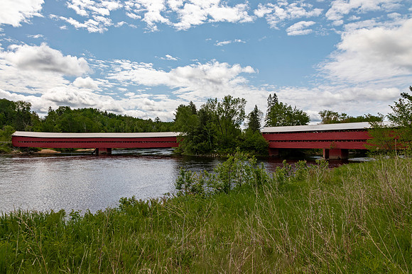 de Ferme Rouge Twin #1 & 2 Covered Bridge 1