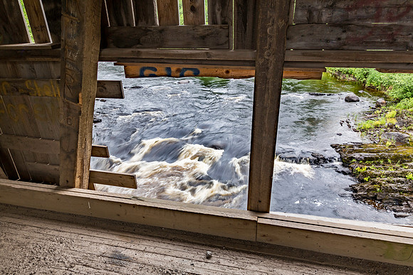 Flume Ridge Covered Bridge 4