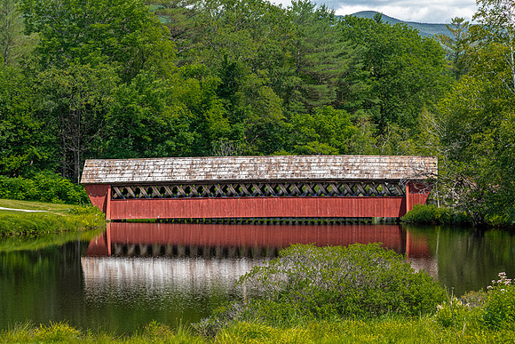 Jack O' Lantern Resort Covered Bridge 2